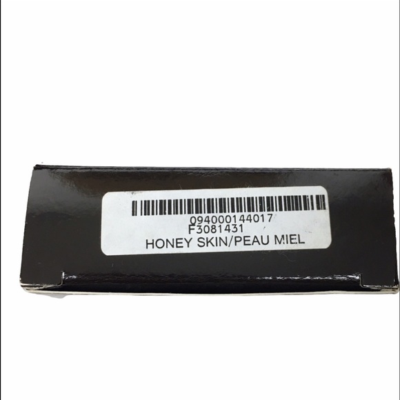 mark Powder Buff Natural Skin Foundation Pressed Powder Compact Shade Honey Skin - Picture 9 of 10